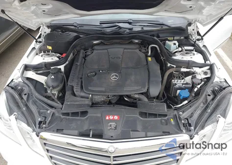 2013 Mercedes-Benz E 350 z USA, uszkodzony, nr VIN WDDHF5KB4DA673053